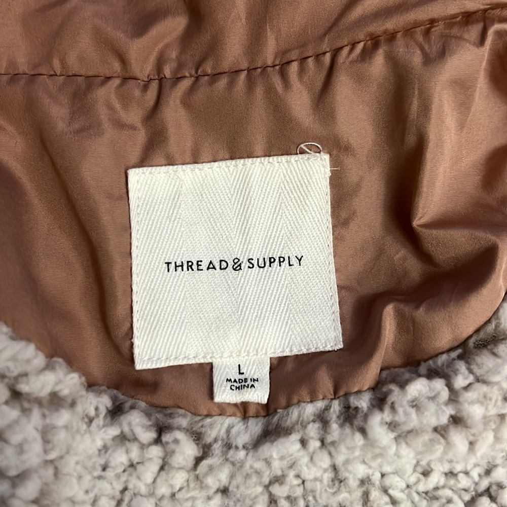 Jacket - Picture 4 of 5